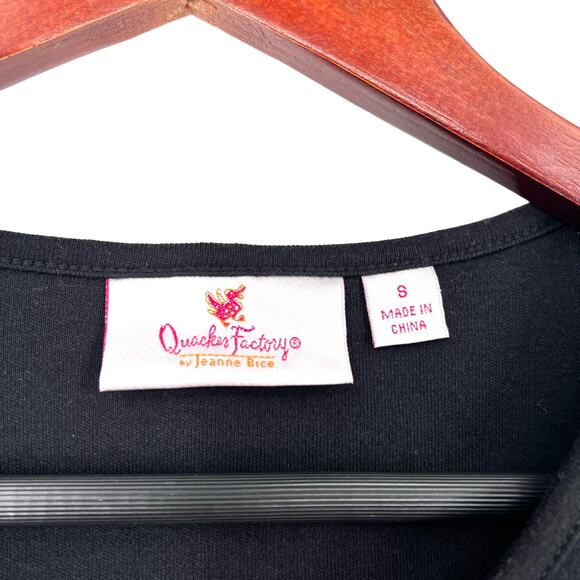 Quacker Factory Small Black Fiesta Dia De Los Muertos Day of The Dead Shirt Top - Picture 2 of 5